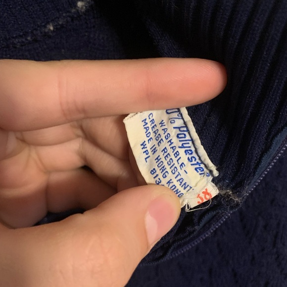 Vest - Picture 2 of 3